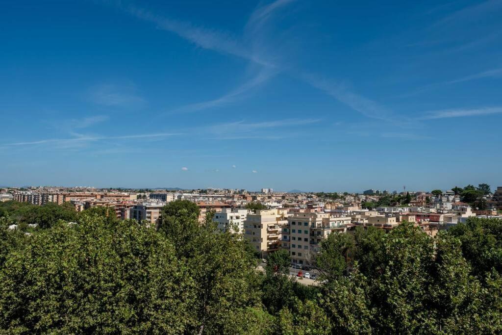 Attico Per Quattro Persone Sulla Nomentana, Wi-Fi, Aria Condizionata Apartment Rome Exterior photo